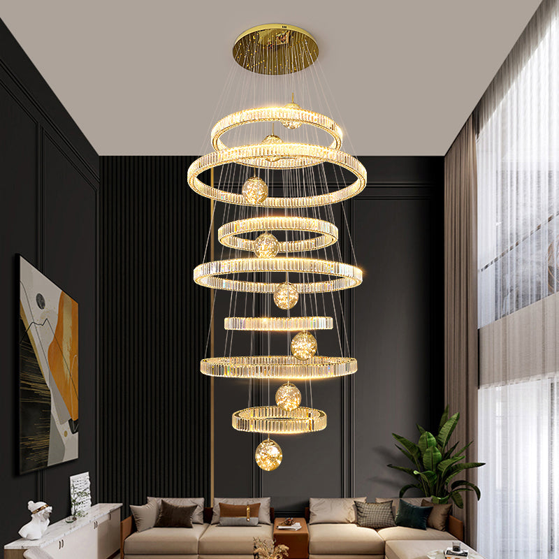 Luma Lyra Chandelier