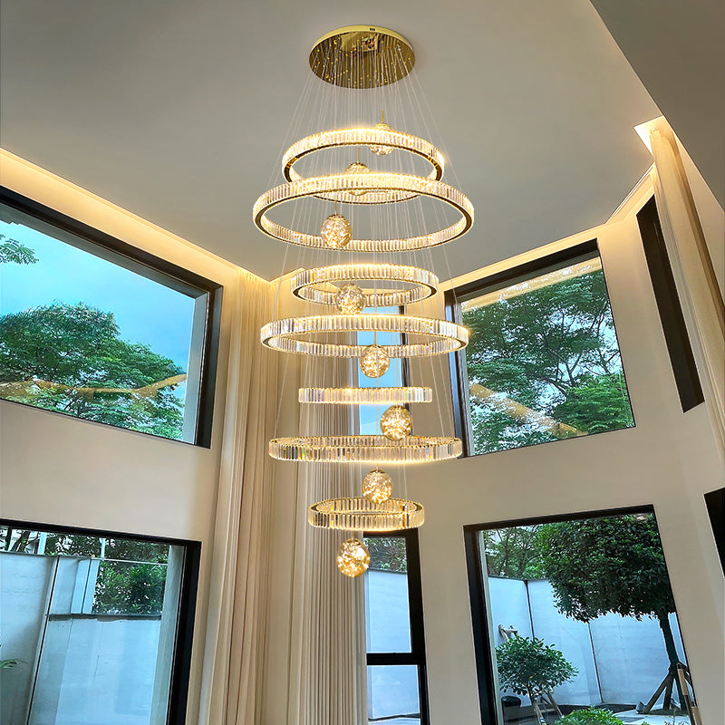 Luma Lyra Chandelier