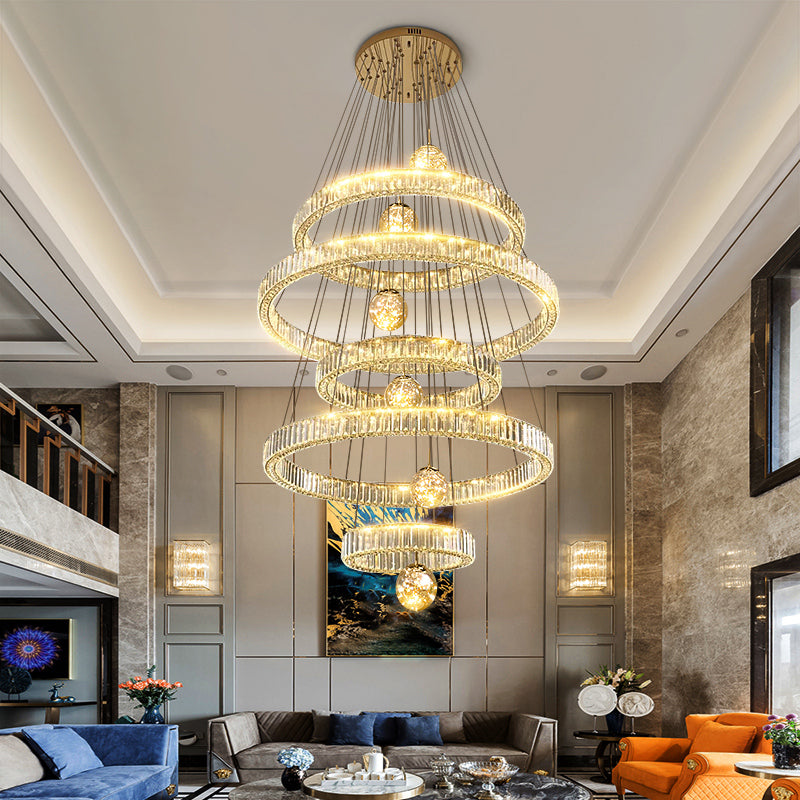Luma Lyra Chandelier