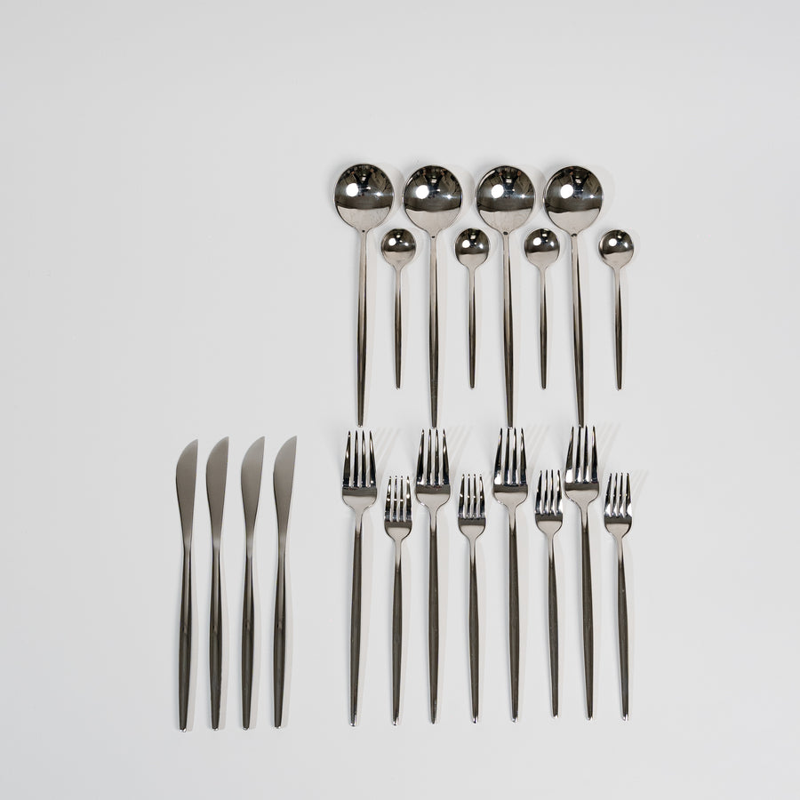 Ensemble de couverts royaux 