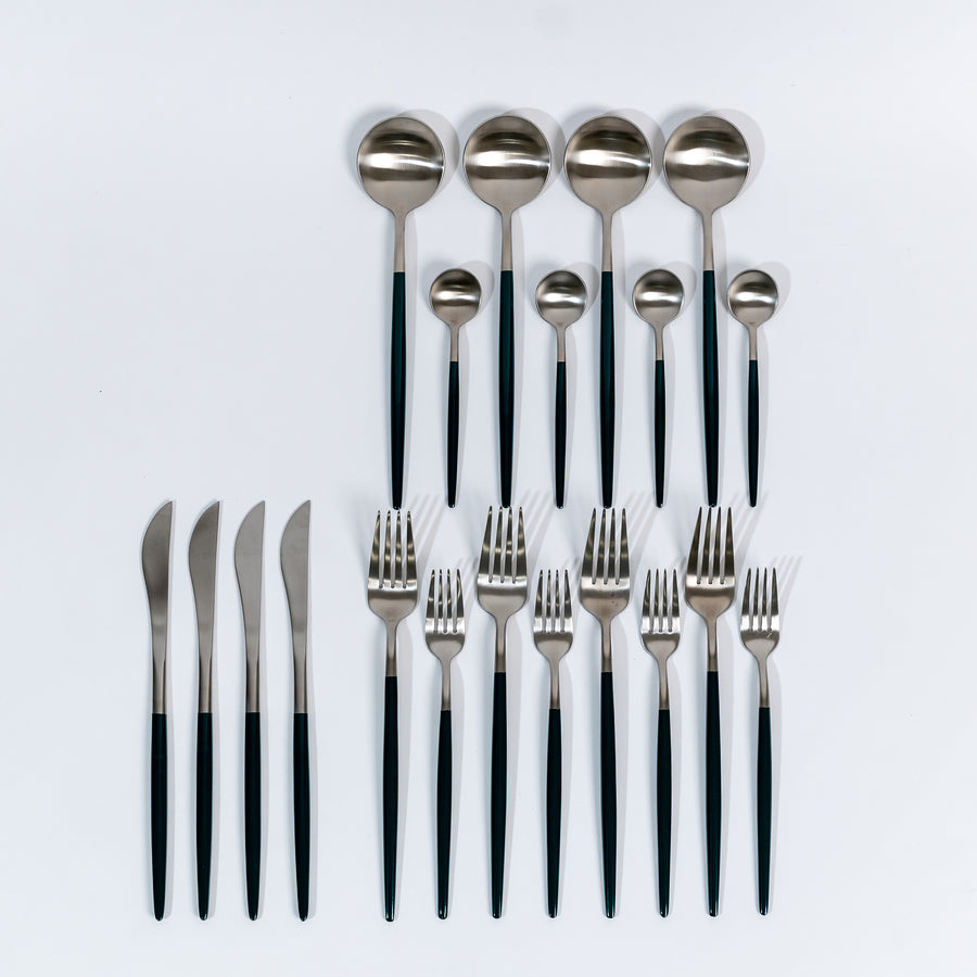 Ensemble de couverts royaux 