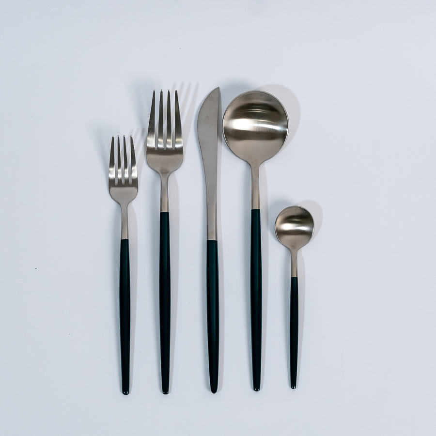 Ensemble de couverts royaux 
