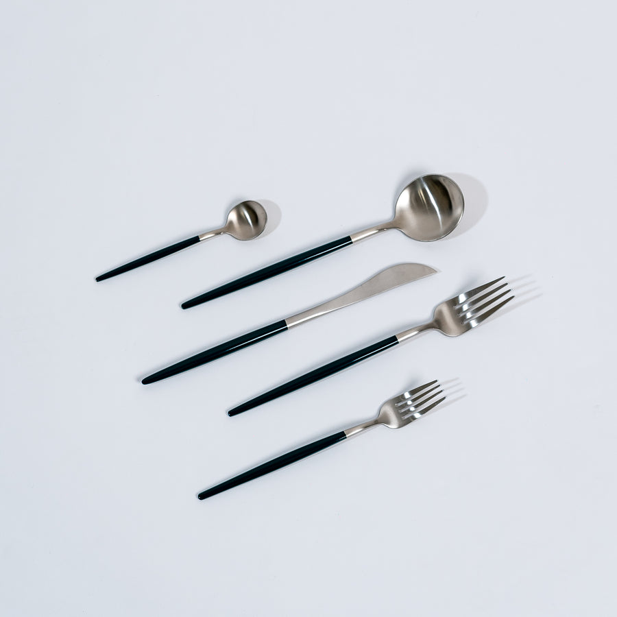 Ensemble de couverts royaux 