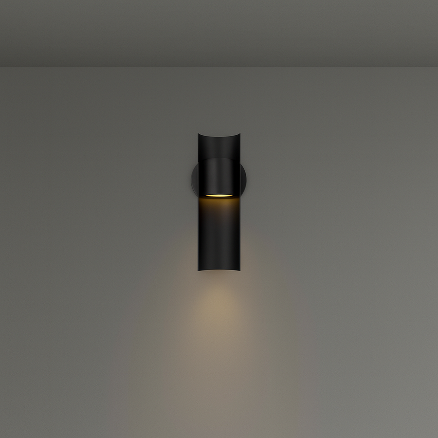 Hugo Outdoor Wall Sconce